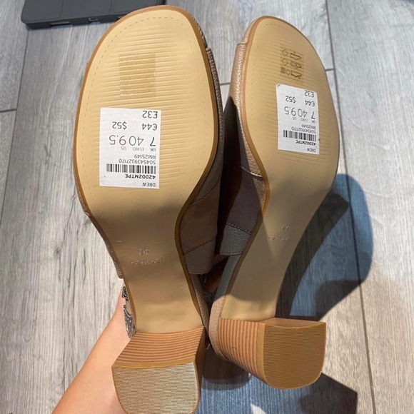 Topshop beige buckled cowboy style heels, UK size 7, brand new - Picture 4 of 4